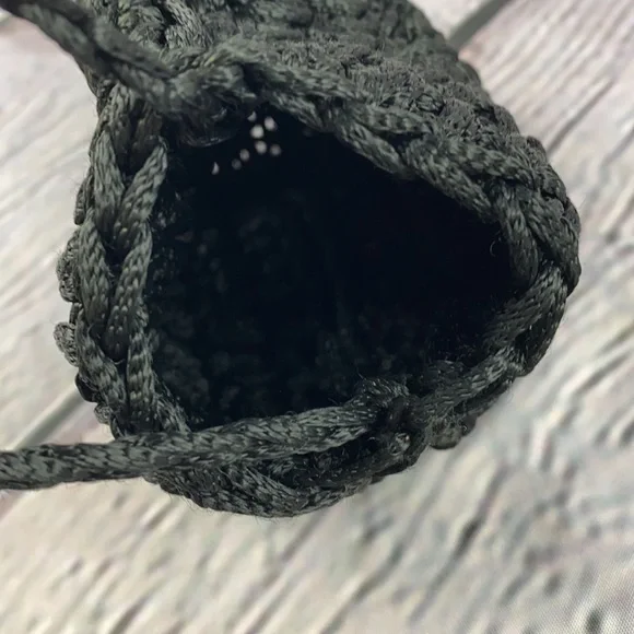 Beautifully Simple Black Crochet Shoulder/Crossbody Bag - Picture 10 of 17